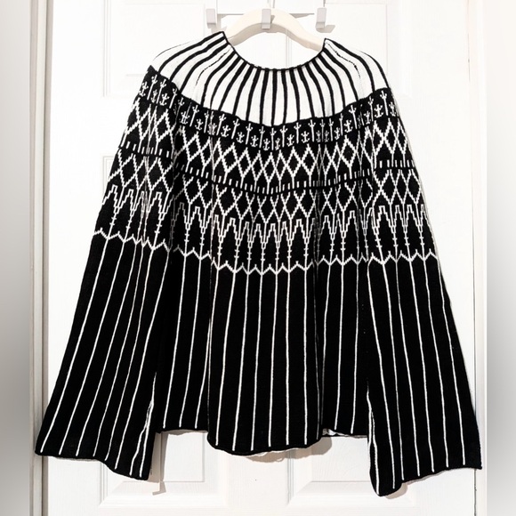 Commense Fair Isle Pattern Bell Sleeve Sweater - Picture 9 of 13